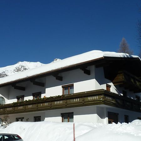 Pension Holzmann Leutasch Exterior photo