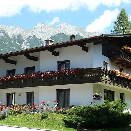 Pension Holzmann Leutasch Exterior photo